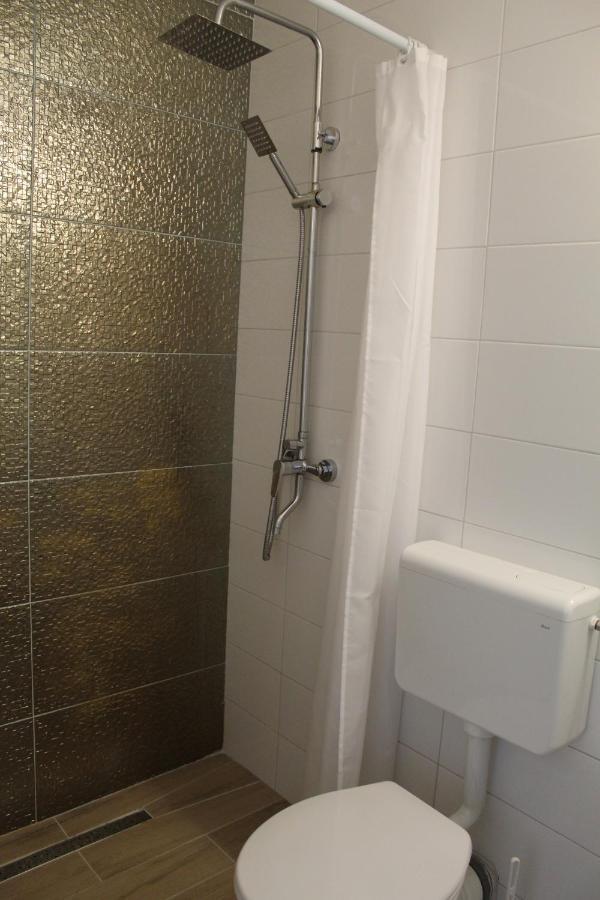 חוואר Nikola Leko Guest House מראה חיצוני תמונה